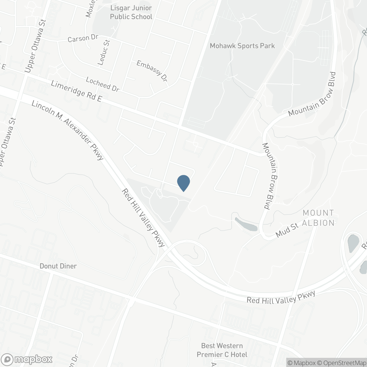 102 TRENHOLME CRESCENT, Hamilton, Ontario L8W 2L6